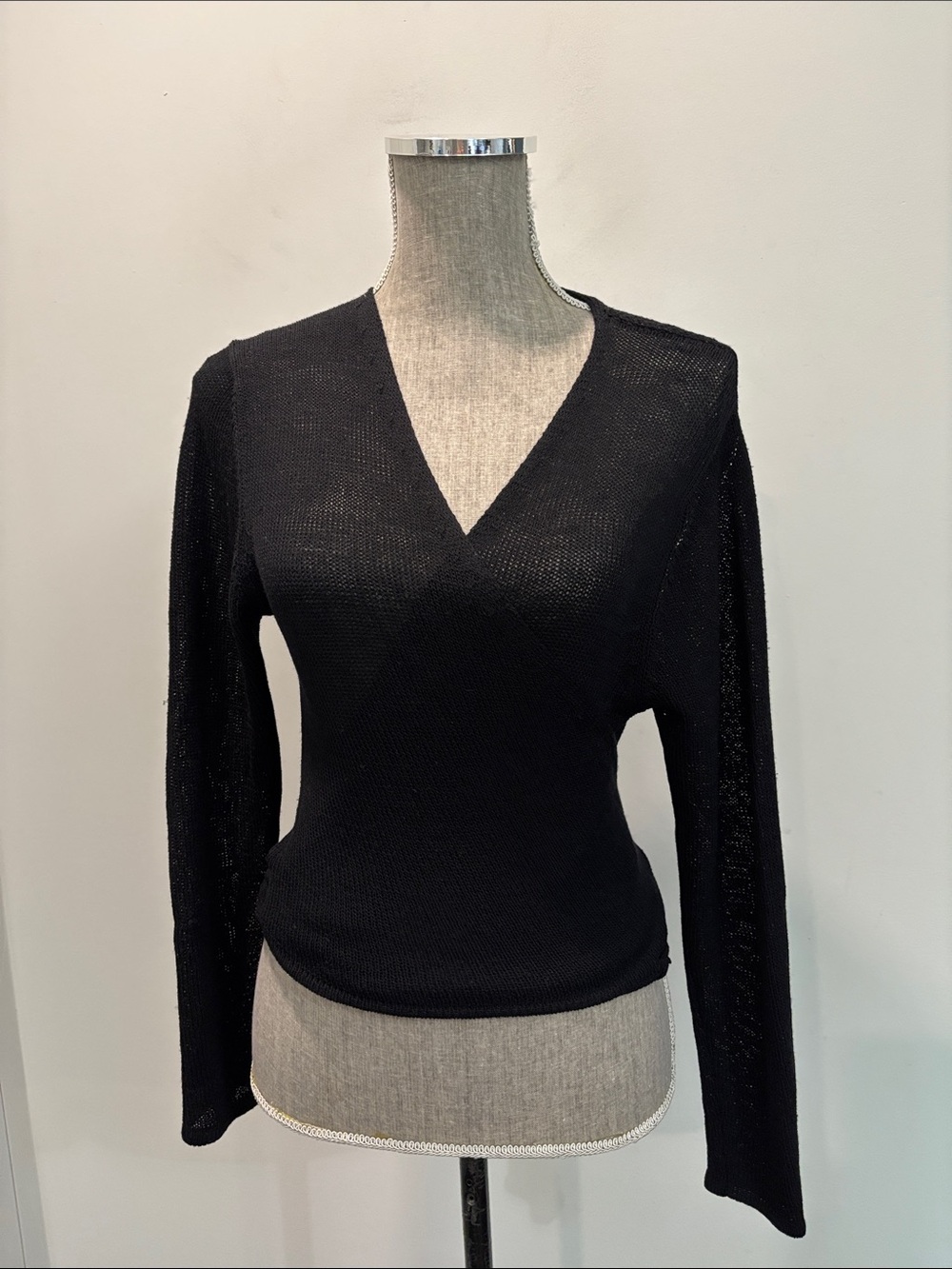 Eileen Fisher Black 100% Wool Tie Front Wrap Cardigan Size M Lightweight - Picture 13 of 16